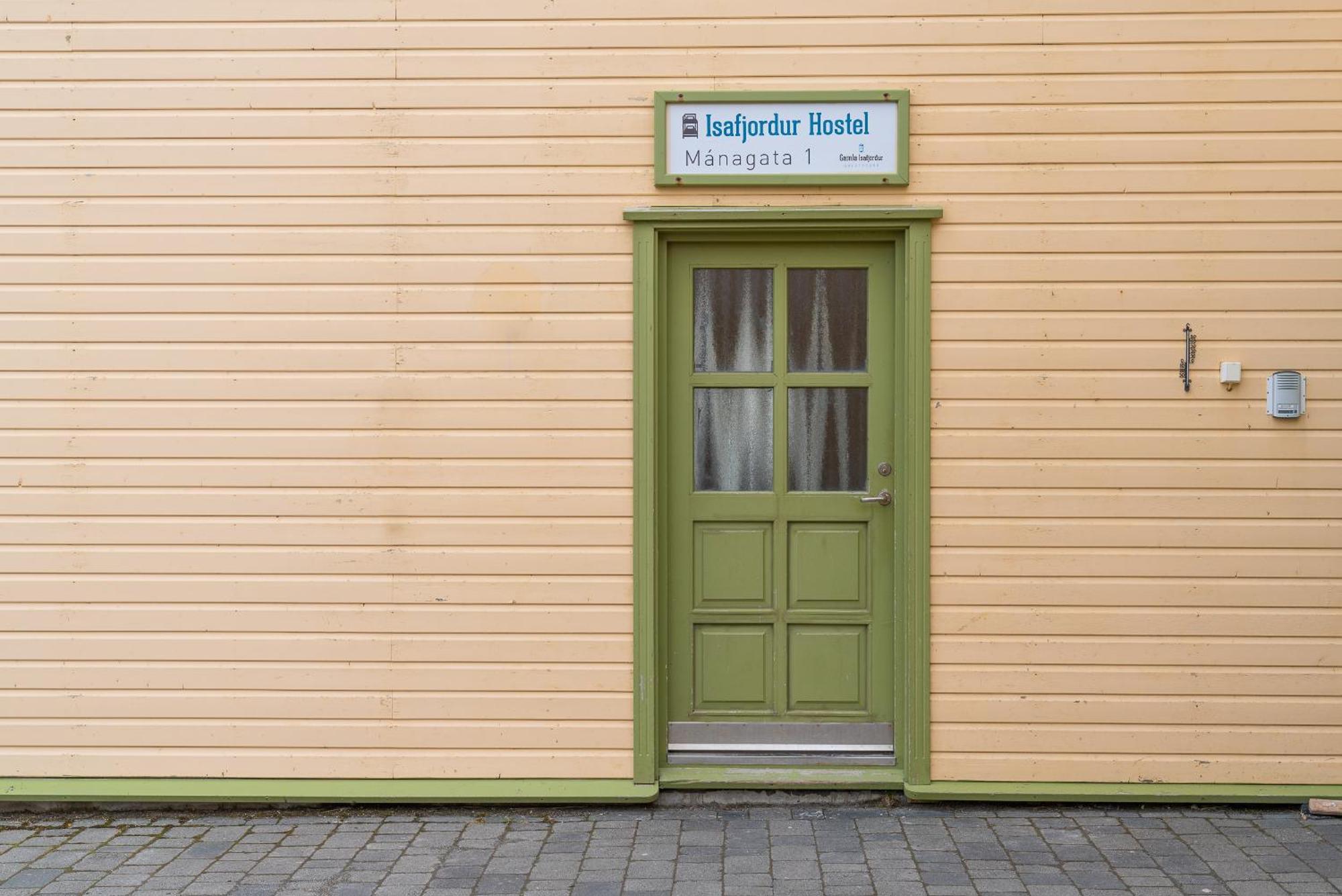 Isafjordur Hostel Екстер'єр фото