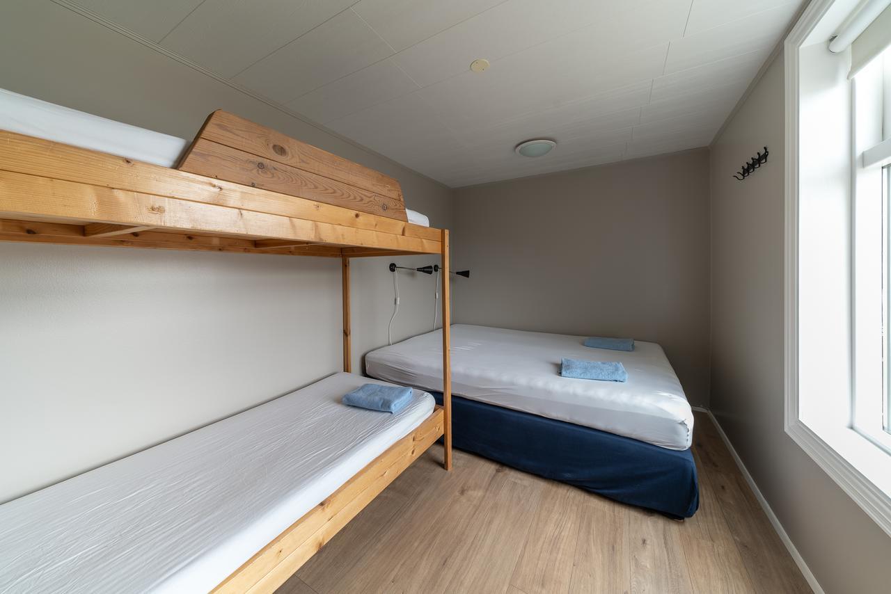 Isafjordur Hostel Екстер'єр фото